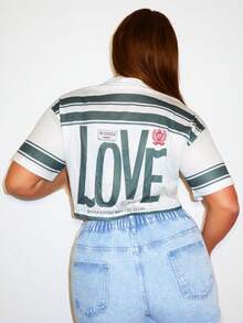 MelDlgn Damen Große Größen V-Ausschnitt Locker geschnittenes 5/Kurzarm Mesh T-Shirt, Streetwear/Schulanfang/Crop Top/Mesh Top/Y2K/Liebesbrief Muster Kurzarm T-Shirt, geeignet für Sport/Sommer - Verschiedenfarbig - Übersicht 2