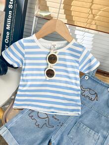 SHEIN Playful Pals Bộ áo thun kẻ sọc và quần yếm denim hình voi hoạt hình dễ thương cho bé trai (Sọc tay áo ngẫu nhiên) - Màu xanh lam - Xem 3