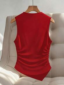 GlowEve CURVE Plus Size Women Casual Versatile Side Ruched Metal Buckle Decor Tank Top - Red - View 2