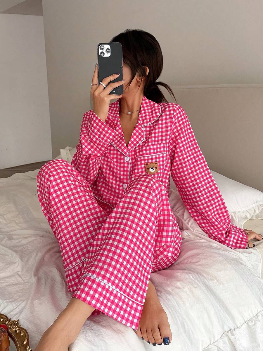 SHEIN 格子印花熊头刺绣口袋前扣长袖睡衣套装（女款） - 彩色 - 查看 1