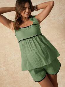 SHEIN 两件套孕妇碎花边吊带背心和可调节腰带短裤套装，纯棉材质，适合夏季穿着，可作沙滩装、野餐服、短款套装、度假装、两件套扎金索斯岛度假装、女士配套棉质短款套装，舒适休闲。 - 綠色 - 查看 4