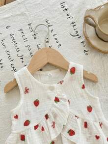 LMoss Kids 2pcs Baby Girl Cherry Print Woven Vest And Pants Set Strawberry Print Two-Piece Set Girls Summer Two Piece Sets Baby Girl Strawberry Set Toddler Girl Strawberry Sets - Multicolor - View 3