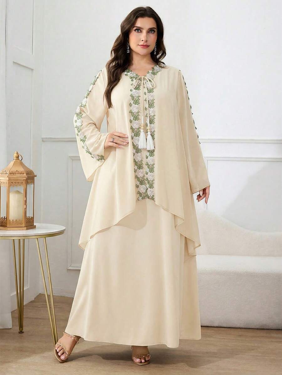 Al Najma 大码女式贴花装饰流苏系领长袖优雅阿拉伯风格连衣裙 - 杏色 - 查看 1