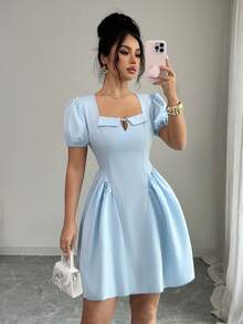 Elenzga Sweetheart Neck Waist Cinched A-Line Elegant Romantic Delicate Women Dress, Short Sleeve - Blue - View 4
