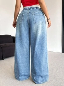 Dripcurv Women's Plus-Size Blue Retro Washed Denim Jeans, Loose Wide-Leg Jeans, New Year's Clothing - Light Wash - View 2
