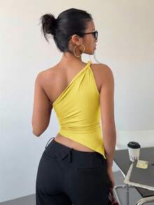 Siren Gaze Áo kiểu lệch vai xoắn nhẹ nhàng, thanh lịch dành cho nữ nhân dịp Lễ Tình nhân - Màu vàng - Xem 2