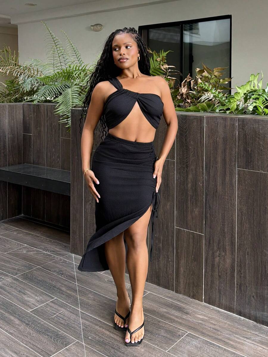 Tyla Gomez 不對稱領口飾帶打結褶皺夏季上衣和裙子套裝 - 黑色 - 查看 1