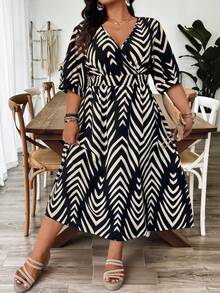 SHEIN CURVE+ Plus Size Women Elegant Casual Vacation Floral Print Dress, Spring/Summer - Multicolor - View 7