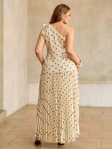 Roveilla 大码女装新款斜肩不对称褶皱宽松喇叭裙套装，浪漫优雅约会装，商务休闲通勤装，春夏波点印花套装 - 杏色 - 查看 2