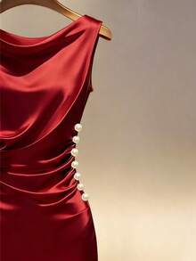 Franclia Champagne Satin Cowl Neck Sleeveless Fitted Dress - Red - View 3