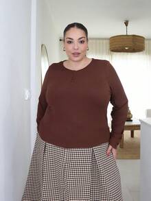 Pretty and Ole Plus Size Notched Collarline Long Sleeve T-Shirt With Slit,Fall Clothes - Coffee Brown - View 6