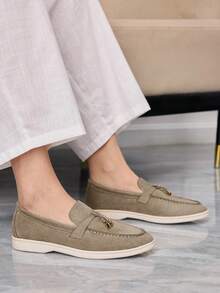 Sleekvia Ladies Round Toe Hand Sewn Daily Versatile Fashion Flat Shoes Suede High Vamp Pendant Commuter - Light Grey - View 7