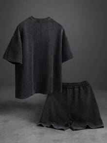 Manfinity Roghcode Herren Lässiges, strukturiertes, locker sitzendes Kurzarm T-Shirt und Shorts mit Kordelzug, modischer Street-Style für den täglichen Gebrauch, Sommer - Schwarz - Übersicht 2