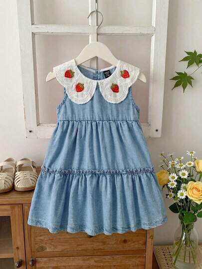 SHEIN Vintaside Kids Baby Girls' New Lightweight Washed Casual Loose A-Line Denim Dress, Featuring Strawberry Embroidery And White Jacquard Collar Design. Made Of Soft Cotton Denim Fabric, A Must-Have For Fashionable Girls. Suitable For Spring/Summer Wear, Casual, OOTD, Outing, Party. 2026 Spring/Summer New Arrival