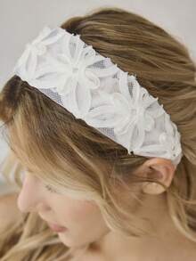 MOTF PREMIUM LACE WIDE-BRIMMED HEADBAND - Beige - View 7