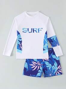 SHEIN 男童泳装，清新冲浪风，纯白色底色，饰以渐变蓝色“SURF”字样印花，插肩袖和侧边饰以热带树叶印花，针织面料，时尚休闲，清爽舒适，适合游泳、夏季度假、海滩、泳池派对等场合。 - 藍色 - 查看 7
