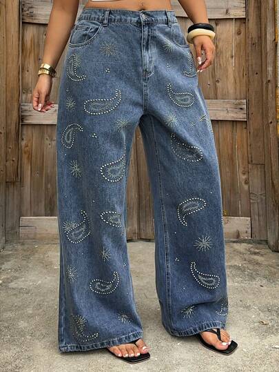 Dazy Plus Jeans casuales de ajuste holgado con diseño bordado de strass, denim retro