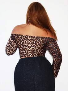 MelDlgn Camiseta asimétrica de mujer con hombros descubiertos y estampado de leopardo para tallas grandes - Multicolor - Ver 2