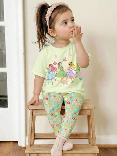 SHEIN Mint Green, Twirl Into Spring, Sweet Cute Princess, Bohemian Floral, Floral, Baby Girl Casual Soft Loose Round Neck Short Sleeve T-Shirt And Leggings Set, Suitable For Spring/Summer Daily, Holiday, Festival, Spring Vibes, Summer Vibes, Spring & Summer Outfits For Outing, Easy Comfort, Stylish Little Girl Set, Casual Wear, Princess, Flower Graphic T-Shirt Set, Spring & Summer Set, New Style, Chill Chill, Spring Vibes, Chill Summer