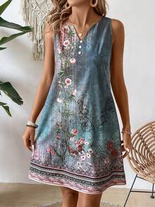 Zayélia Women's Floral Printed Notched V-Neck Sleeveless Dress - Green - View 5