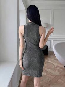 EastFlair Đầm dạ hội kiểu Trung Quốc mới, chất liệu lụa bóng, cổ áo sườn xám, cài cúc, không tay, ôm sát cơ thể dành cho nữ. - Bạc - Xem 3