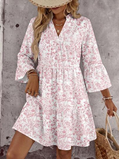 EMERY ROSE Plus Size Women Floral Print V-Neck Flare Sleeve Dress, Vacation Style Women's Summer Dresses Women's Spring Dress Resort Wear Women Vacation Dress Women Casual Dresses Women Holiday Dress