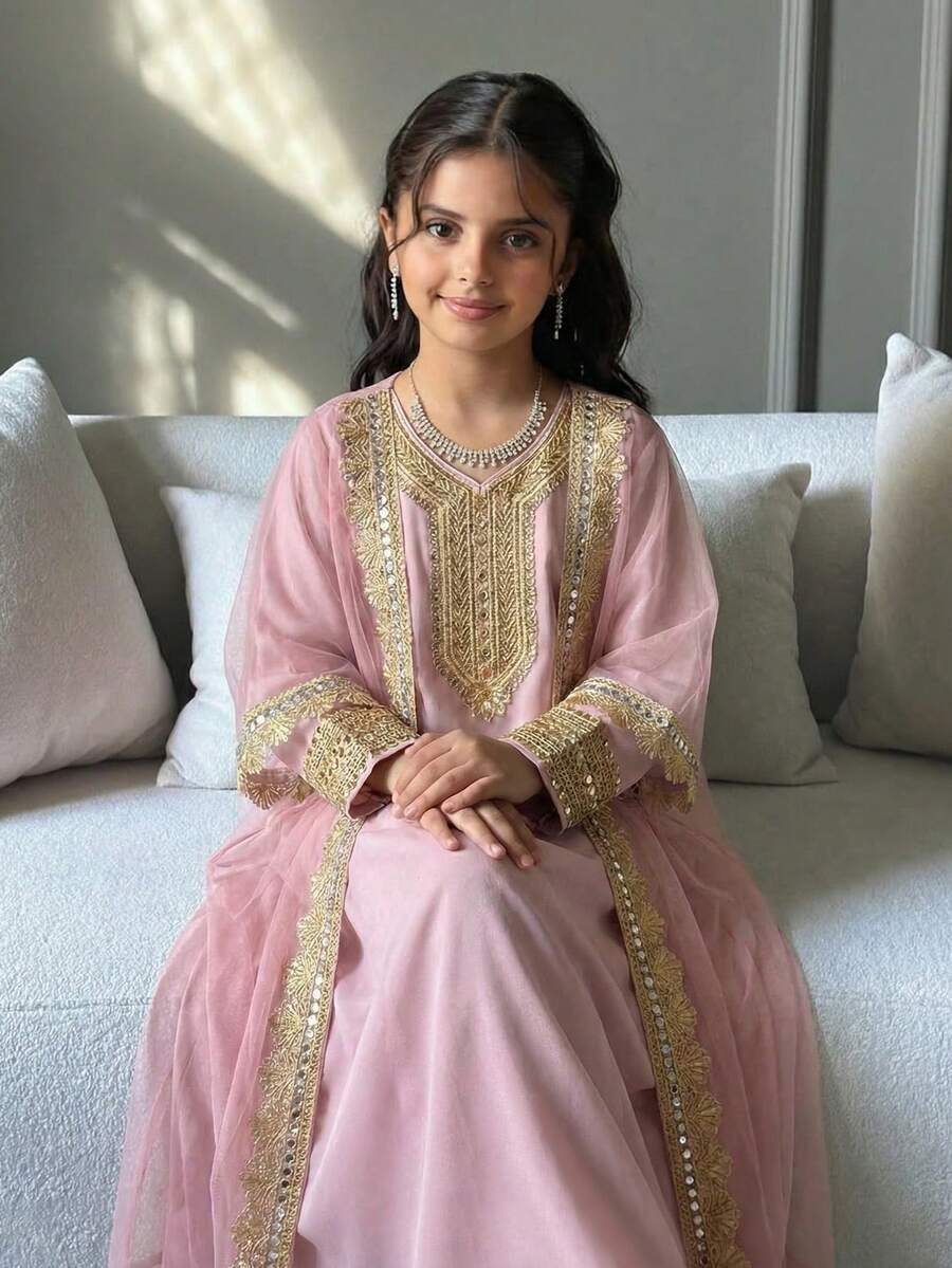 SHEIN Bộ đồ 2 món cho bé gái tuổi teen: áo khoác cardigan phối lưới tương phản với ruy băng vàng và váy cổ chữ V. - Màu Hồng baby - Xem 1