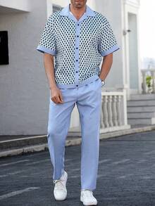 Manfinity Homme Bộ áo sơ mi và quần nam in họa tiết hình học phong cách thường ngày. - Màu xanh nhạt - Xem 4
