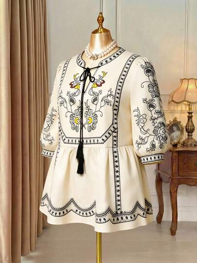 Rometta Court Retro  Plus Size Women's Bohemian Floral Print Casual Vacation Beach Wrap-Around Tasseled V-Neck Short Sleeve Blouse, Spring/Summer