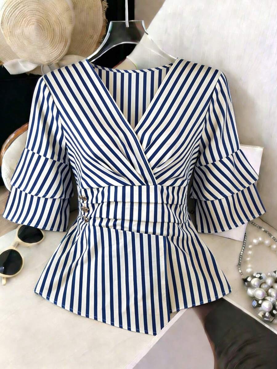 Franclia Bluză pentru femei, casual/office, cu tiv asimetric, design în talie, primăvară/vară, bluză elegantă pentru femei, bluză cu decolteu în V, topuri de lucru pentru femei, top cu mâneci clopot, bluză cu dungi, ținute nautice pentru femei, top la modă pentru femei - Albastru marin - Vizualizare 1