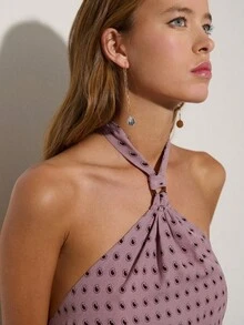 Nöista Áo hai dây cổ yếm với dây thắt nút và họa tiết chấm bi khắp thân áo. Lý tưởng cho các chuyến đi chơi mùa hè, lễ hội, kỳ nghỉ, tiệc mùa hè, hẹn hò, hoặc buổi tối nghỉ mát, trang phục hàng ngày, kỳ nghỉ, mùa xuân, lễ hội âm nhạc, ngày đi biển. - Hồng - Xem 3