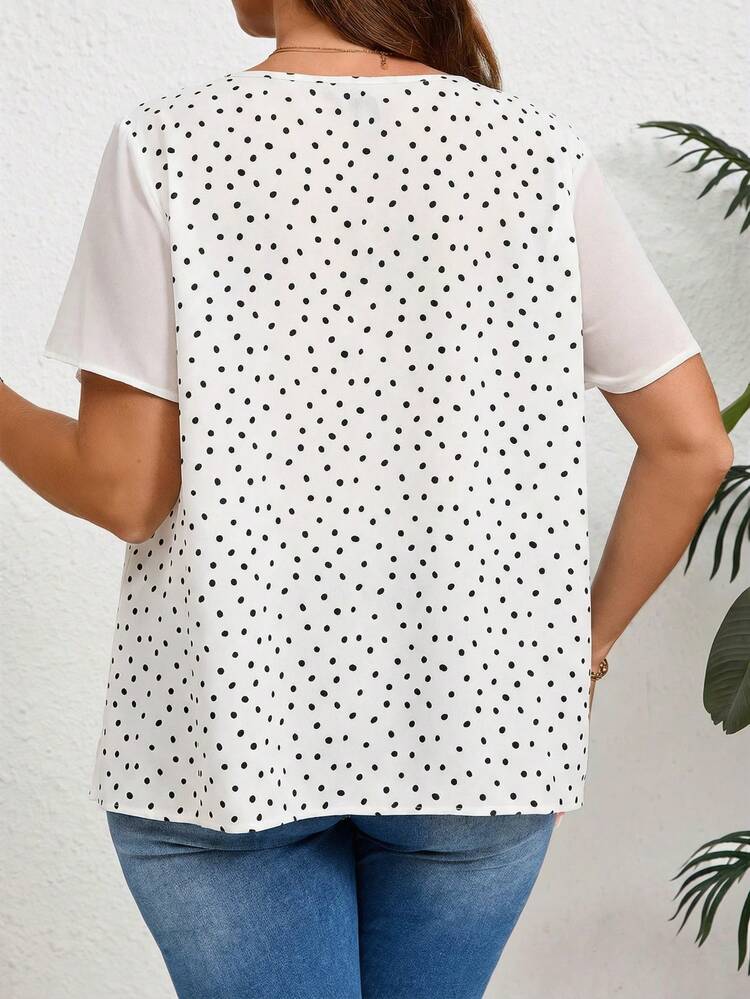 Plus Size Women Polka Dot Pattern Round Neck Short Sleeve Casual Shirt