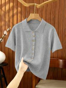 SHEIN Franclia Nueva camisa polo de verano casual, suelta, versátil, minimalista, elegante y suave. Adecuada para la oficina, el trabajo, el transporte. Diseño de botones metálicos, ajuste slim, modesto, unisex. Cárdigan extremadamente simple para mujer - Gris - Ver 3