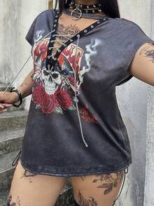 Whyspr 加大码V领短袖金属链条系带优雅复古朋克风印花T恤 - 黑色 - 查看 5