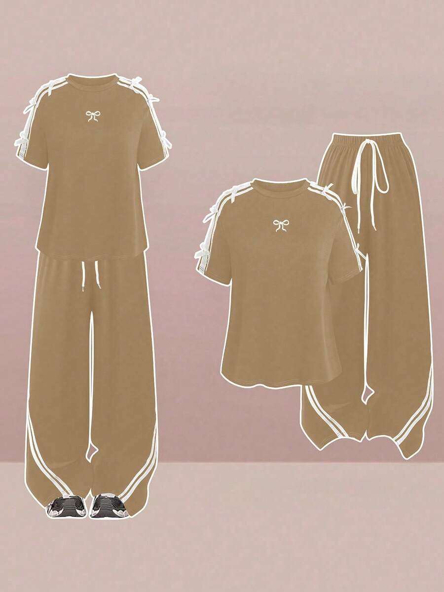 Sweetra 大尺碼女款 2 件套,白色夏季修身休閒居家服,休閒運動拼接條紋蝴蝶結裝飾刺繡上衣 & 鬆緊腰長褲 - 卡其色 - 查看 1