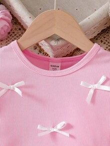 Elladie kids 夏季新款欧美时尚优雅女童套装，白色蝴蝶结装饰粉色圆领泡泡袖T恤+粉白格子泡泡裙，适合日常、通勤、上学等场合穿着。 - 粉色 - 查看 5