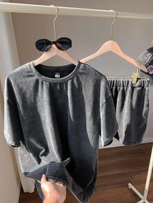 SHEIN EZwear Plus Size Women Solid Color Round Neck Short Sleeve Top And Shorts Casual Daily 2 Pieces Set, Summer Outfits - Black - View 4