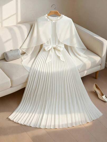 Franclia Women's Solid Color Round Neck Elegant Rhinestone Decor Pleated Dress