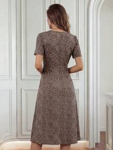 Medorina Đầm midi nữ cổ chữ V tay ngắn họa tiết da báo, kiểu dáng thường ngày. - Nhiều màu - Xem 2