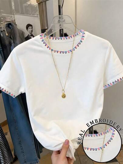 1pc Tween Girl Casual Minimalist Contrast Color Embroidery Decor Short Sleeve T-Shirt, Loose Fit, Cute Versatile Style, Suitable For Spring & Summer