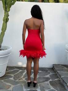 Tyla Gomez 女士水钻装饰深V领无袖迷你连衣裙，毛绒下摆，派对装 - 紅色 - 查看 2