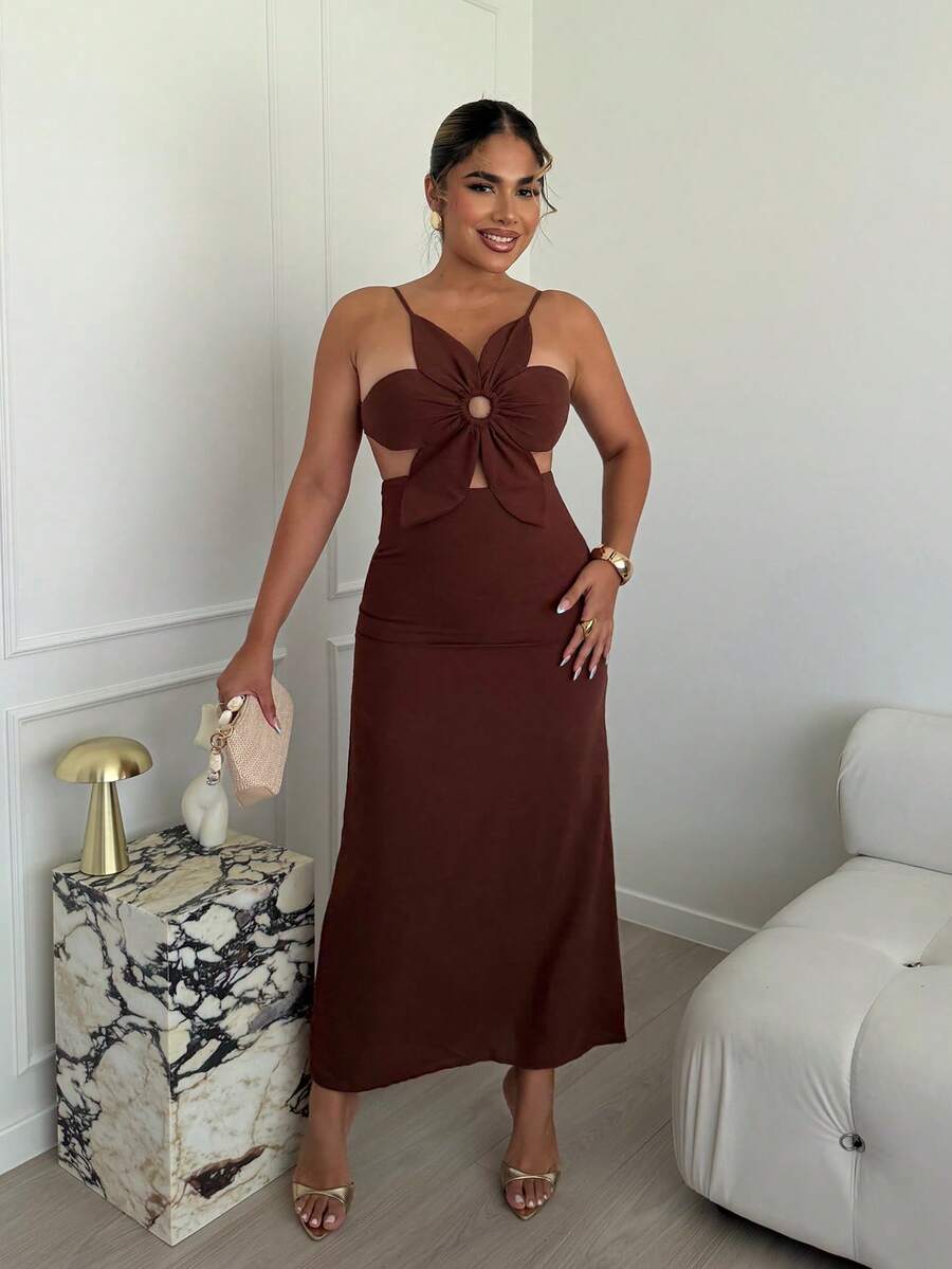Maria Perezxox Robe d'été à bretelles dos nu avec pétales, style floral 3D, tenue de vacances pour femme, tenues de plage, robes d'été pour femmes - Tabac - Voir 1