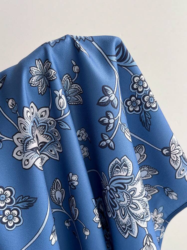Plus Size Women's Summer Casual Vacation Floral Print V-Neck Batwing Short Sleeve Loose Blouse,Summer Outfit For Women , Vacation Outfits Women,Country Style For Women Blouse For Women Casual Elegant Blouses For Women Summer New Arrival Blouse Latest Tops For Women New Arrivals