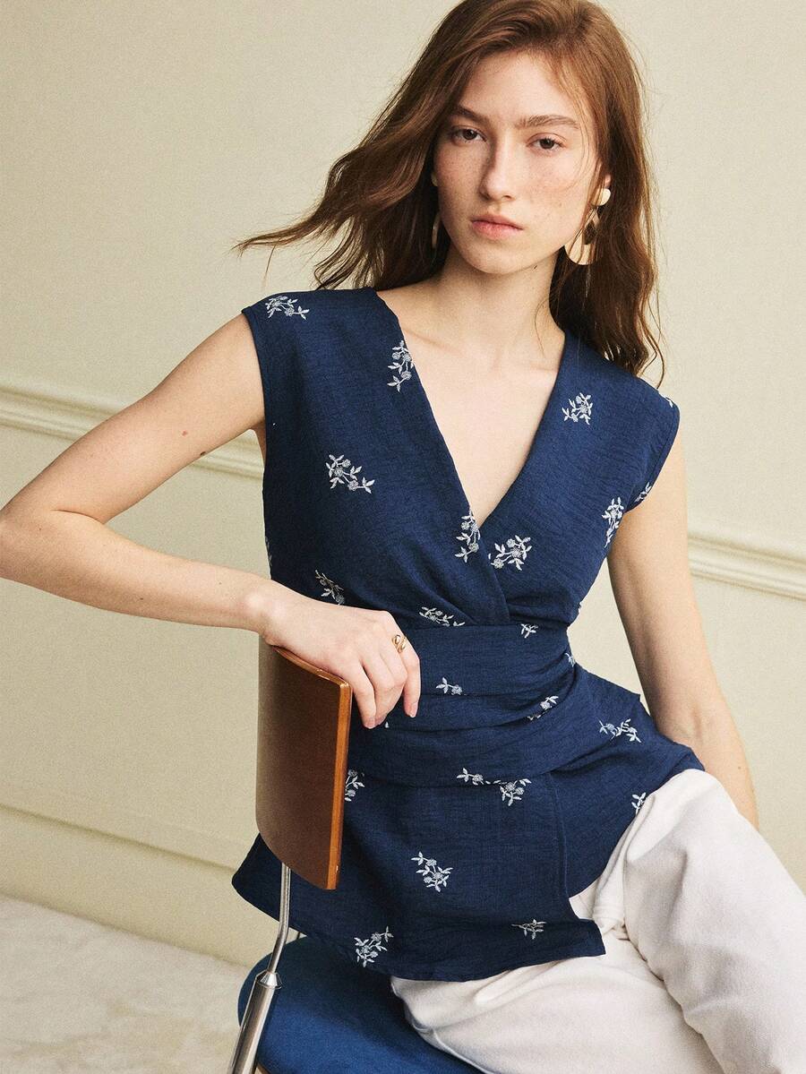 Écloséra Women's French Vintage Navy Blue Floral Sleeveless Shirt,Elegant Summer Brunch Textured Soft Fabric Embroidered Casual Vacation Blouse Top - Navy Blue - View 1