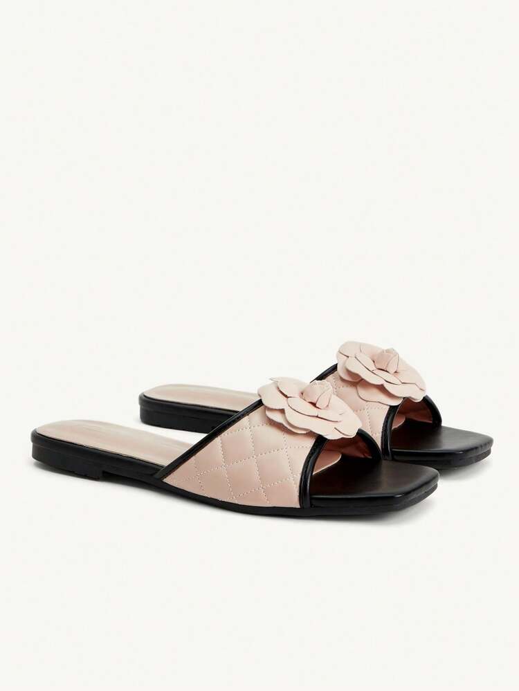 CUCCOO CHICEST Women Shoes Women's New Summer Square Toe Flat Bottom Black Apricot Building Color Three-Dimensional Flower Fashion Elegant Women's Flat Sandals Slippers Suitable For Daily Commuting Home Office Vacation And Other Places Summer Shoes