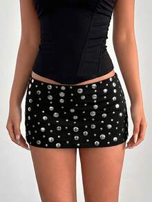 Aloruh Women's Black Vacation/Date/Music Festival Checkin Elegant Sexy Cute Fashionable Y2K Iridescent Shell Bohemian Sequin Low-Waist Mini Skirt, Spring/Summer - Black - View 4