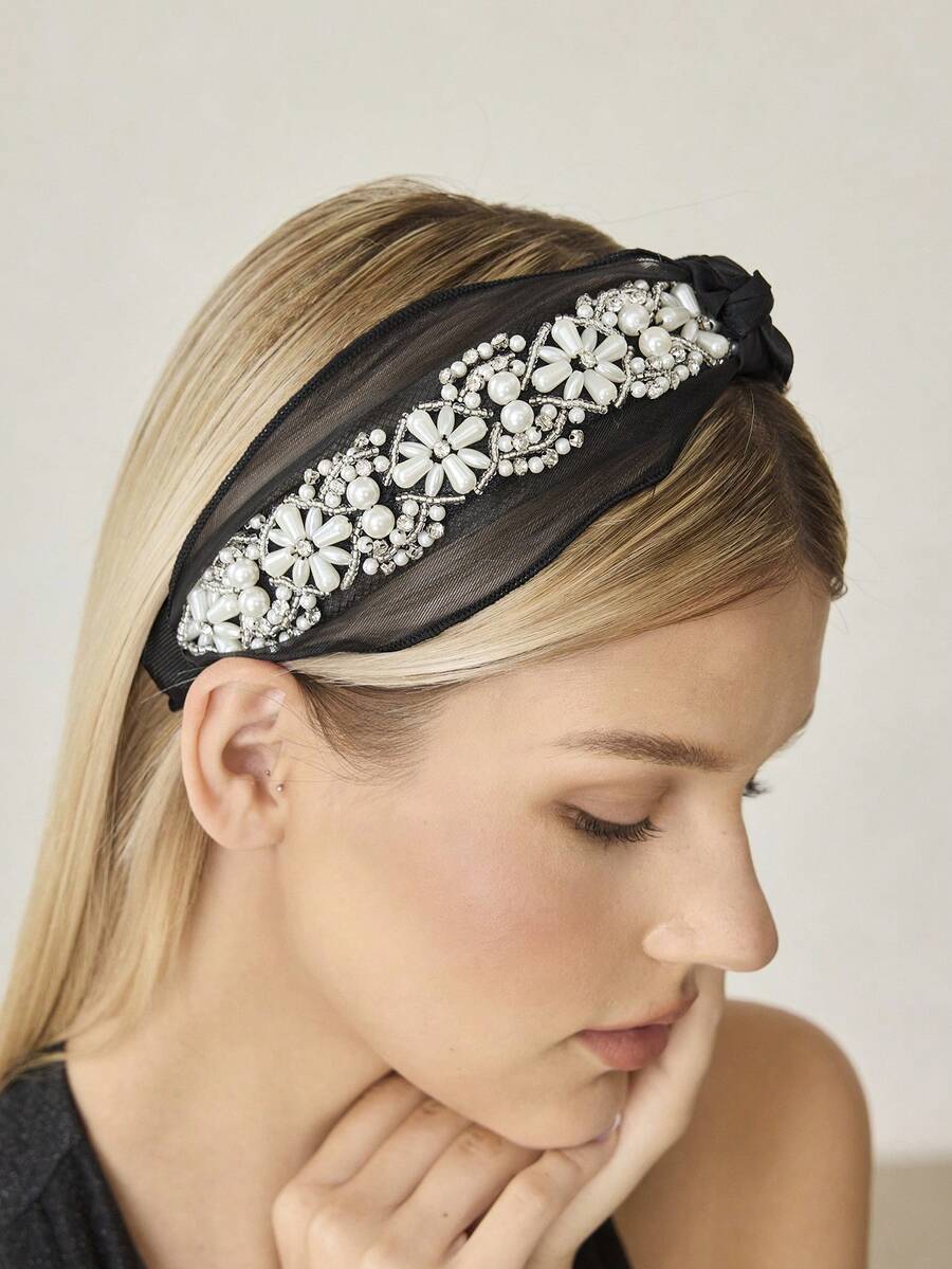 MOTF PREMIUM 珍珠花朵水晶串珠蝴蝶结发箍 - 彩色 - 查看 1