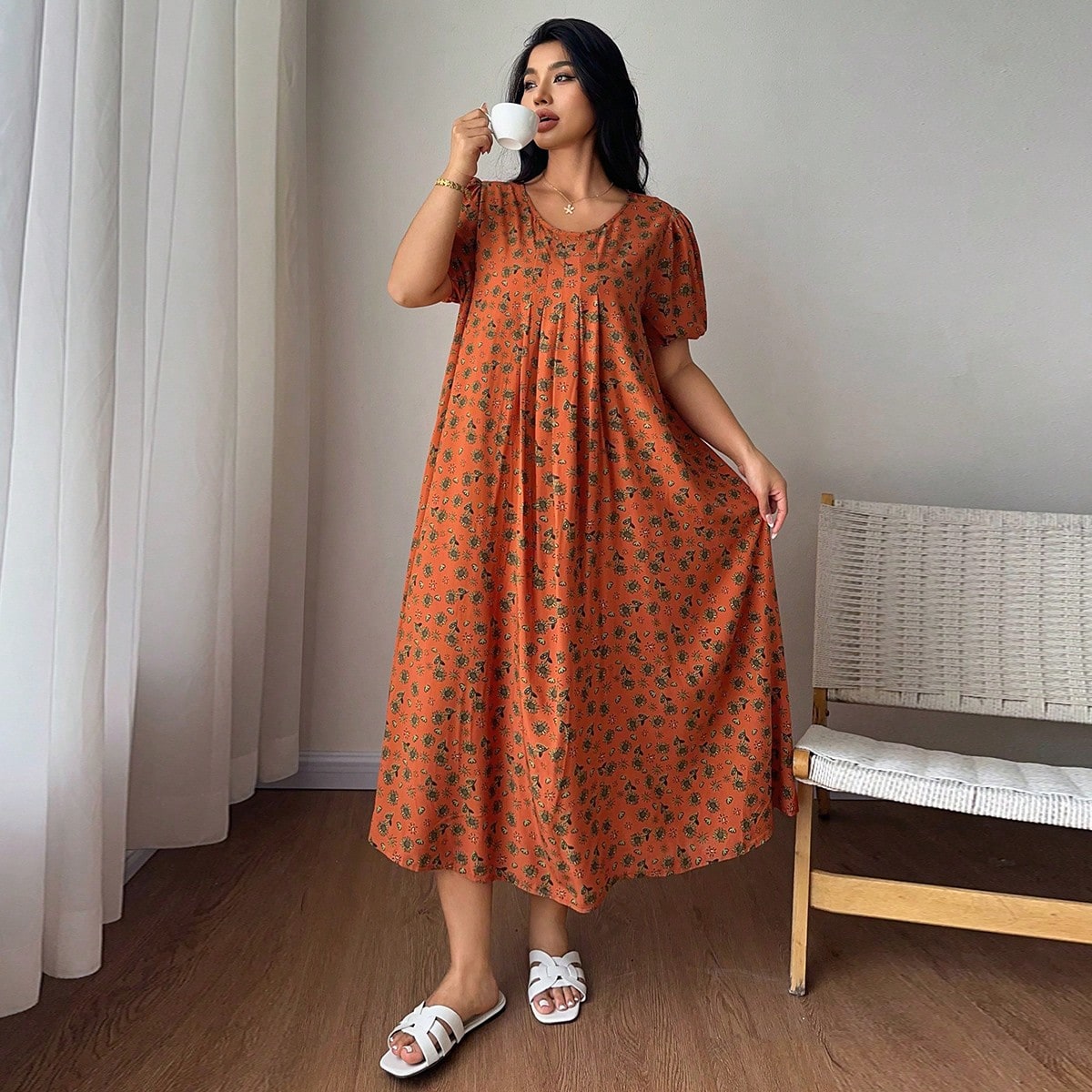 Camisón largo holgado de línea A con elegante estampado de hojas y flores, ropa de dormir cómoda