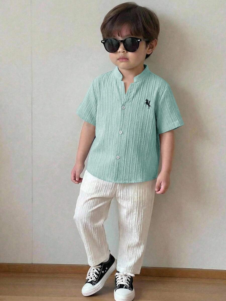 SHEIN Little Byeori 2件套儿童男童休闲日常百搭柔软针织拼接衬衫短裤套装，适合春夏季节、日常穿着、运动、郊游、上学、聚会、节日、拍照等场合。