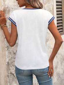 Camiseta gráfica de mujer con estampado de corazones de colores en el hombro y la manga conectada - Azul - Ver 5